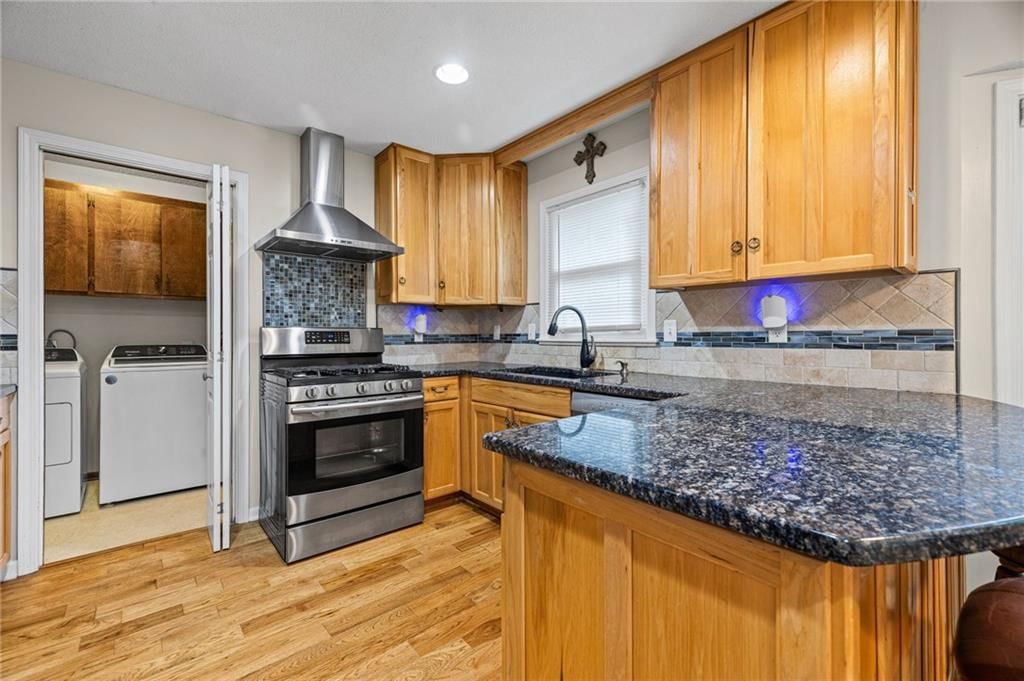 12606 W 69th Street — photo 9