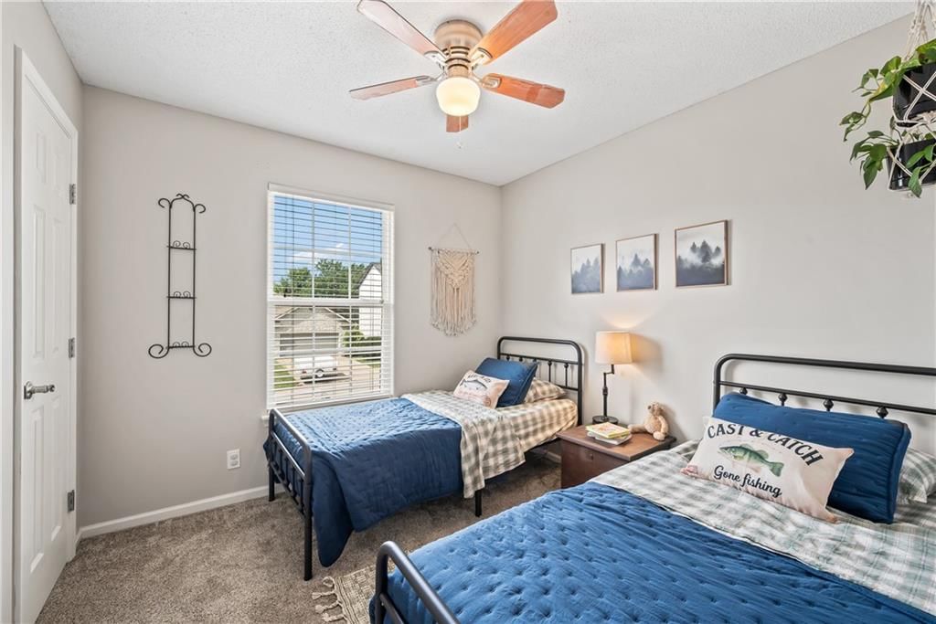 612 NE Cumberland Drive — photo 19