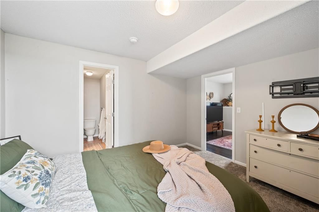 612 NE Cumberland Drive — photo 23