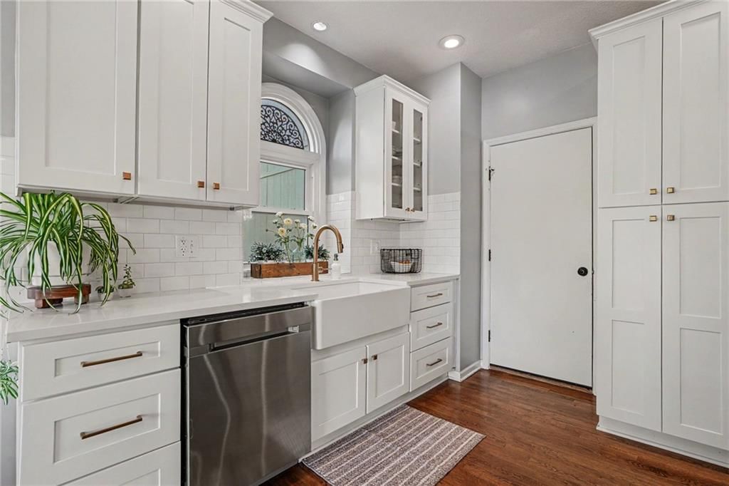 6105 NW 78th Street — photo 13