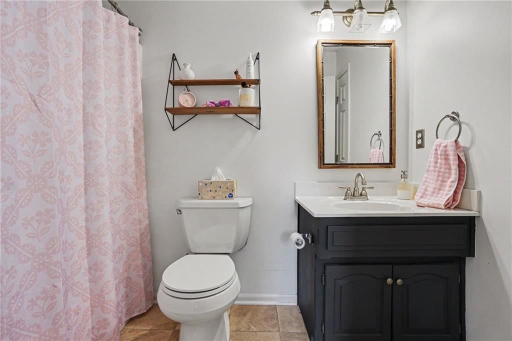 6105 NW 78th Street — photo 23