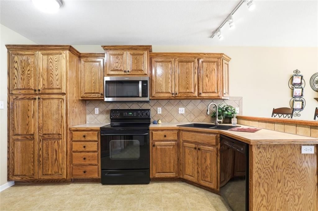 7204 N Cypress Avenue — photo 13
