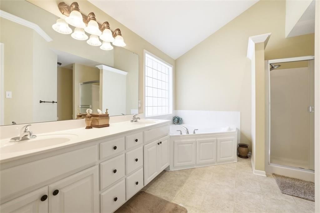 7204 N Cypress Avenue — photo 18