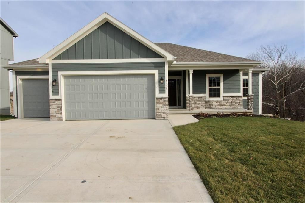 7365 N Lamar Drive — photo 1