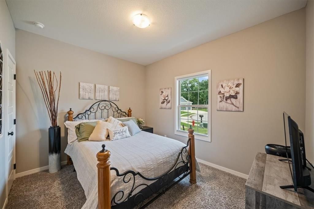 7365 N Lamar Drive — photo 17