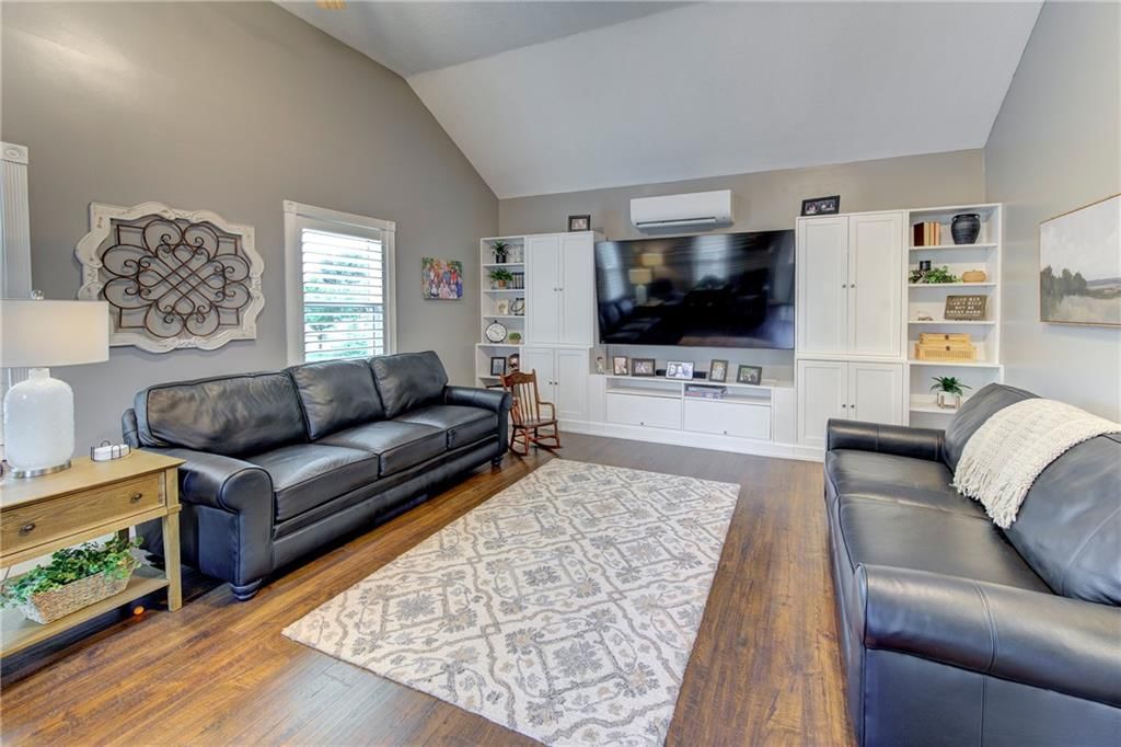 1743 Ridgeview Drive — photo 34
