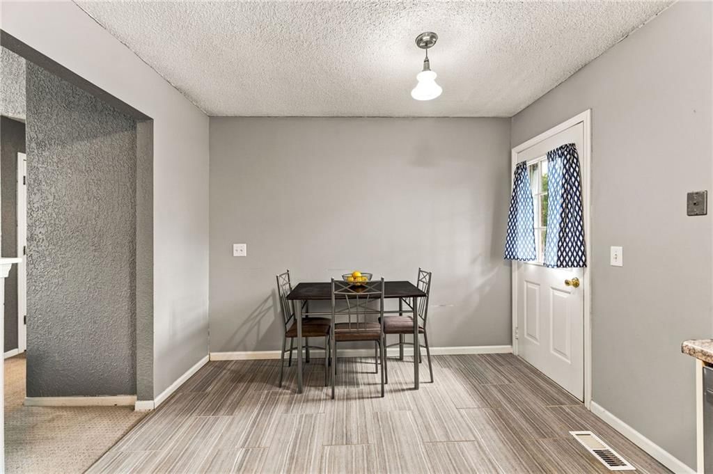 1337 E 123rd Street — photo 16