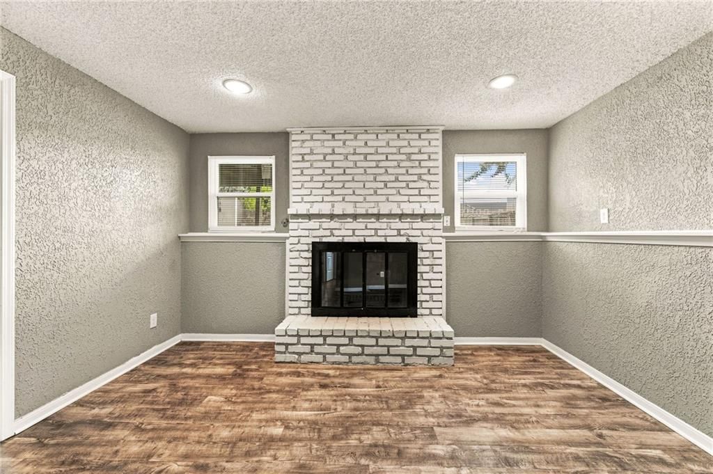 1337 E 123rd Street — photo 31