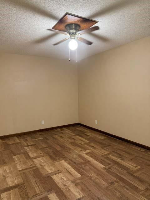 106 W Major Street — photo 12
