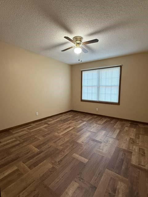 106 W Major Street — photo 14