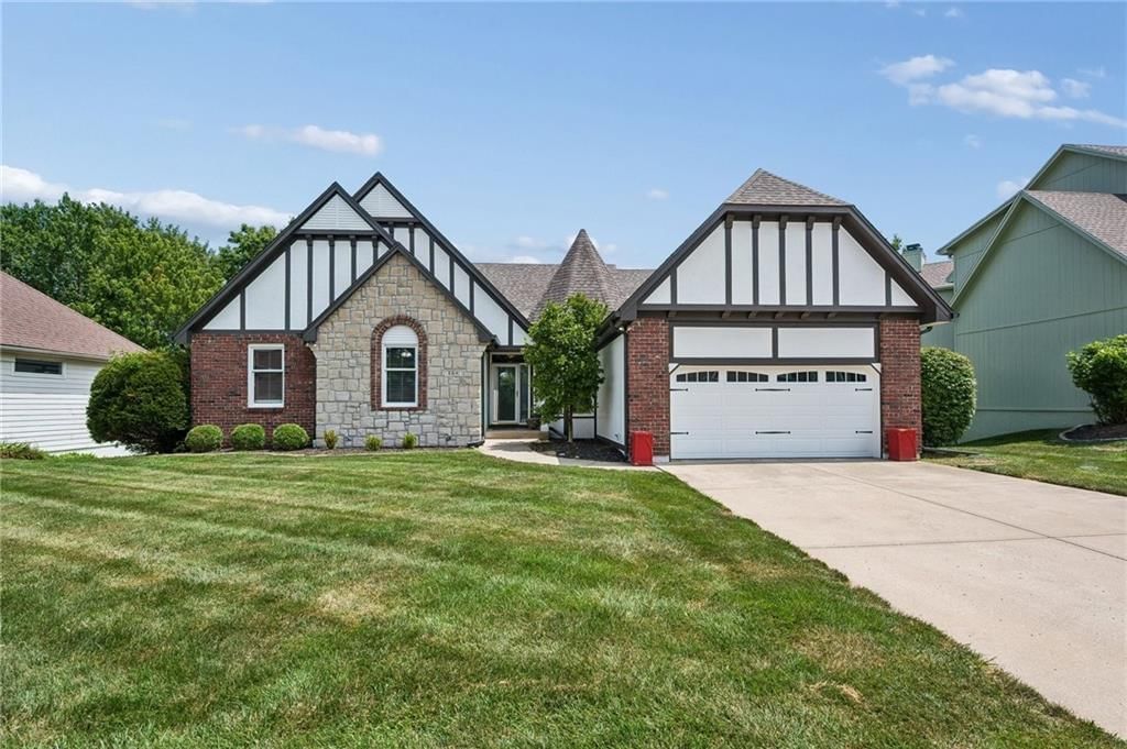 6841 NW Monticello Court — photo 1