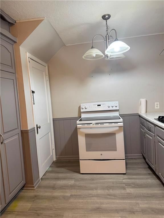 1201 N River Boulevard — photo 15