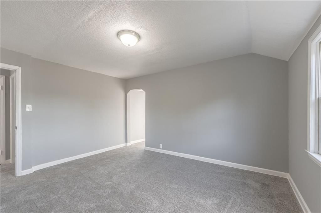 1201 N River Boulevard — photo 24