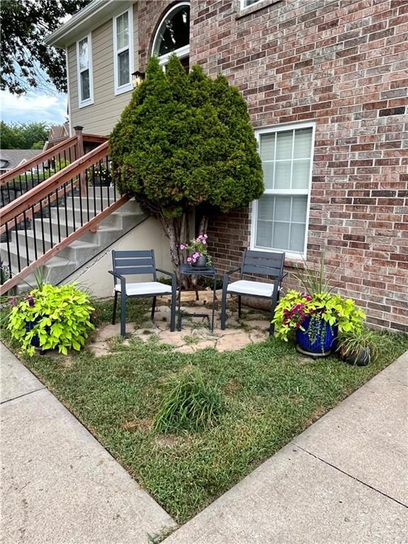 10916 N OXFORD Avenue — photo 17