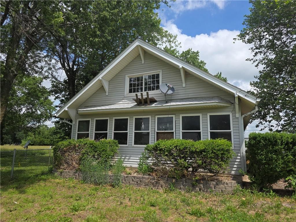208 E Woodward Street — photo 1