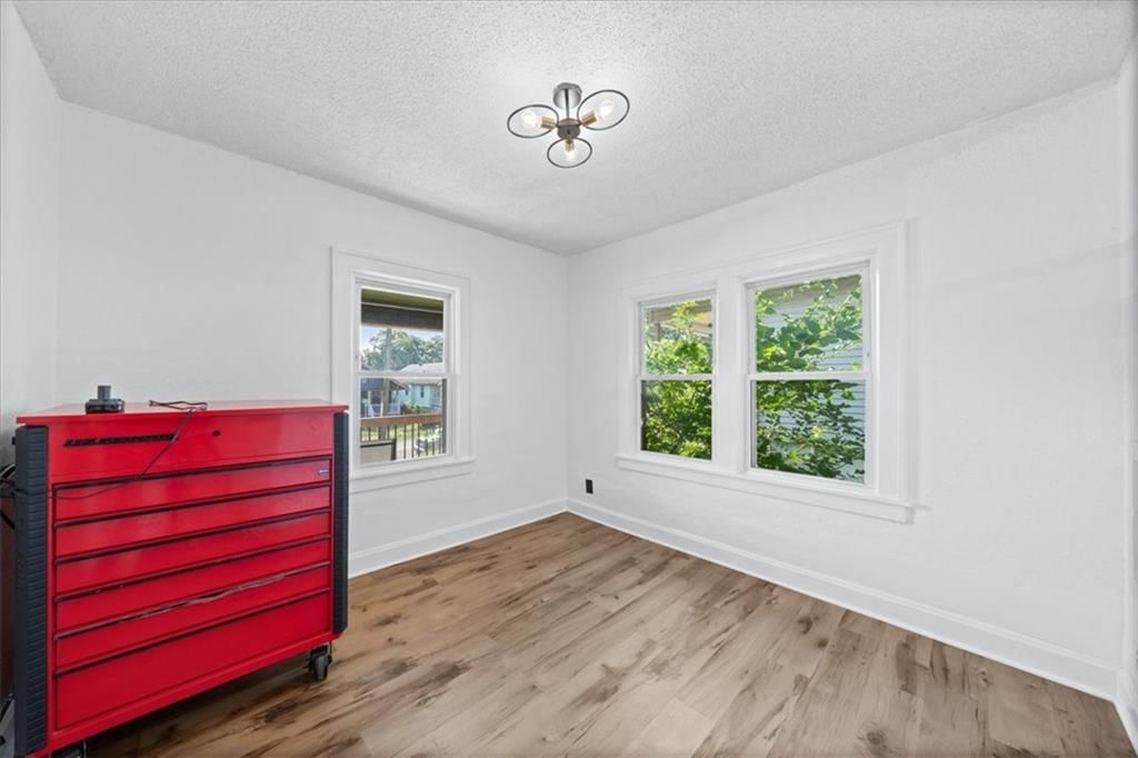 3934 Bales Avenue — photo 6