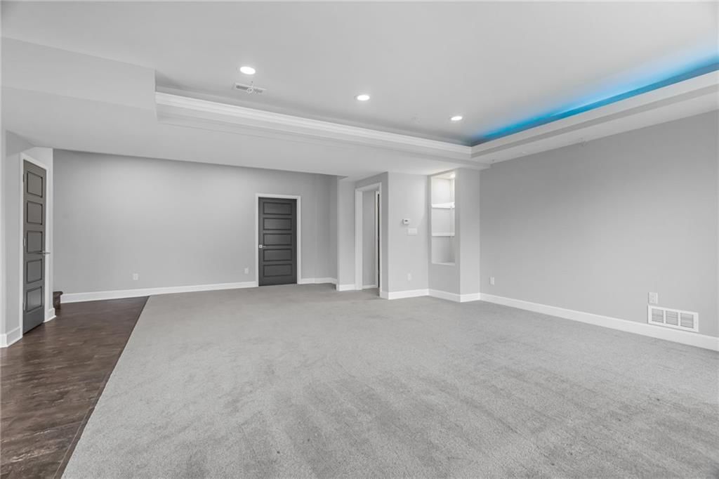 16801 Melrose Street — photo 24