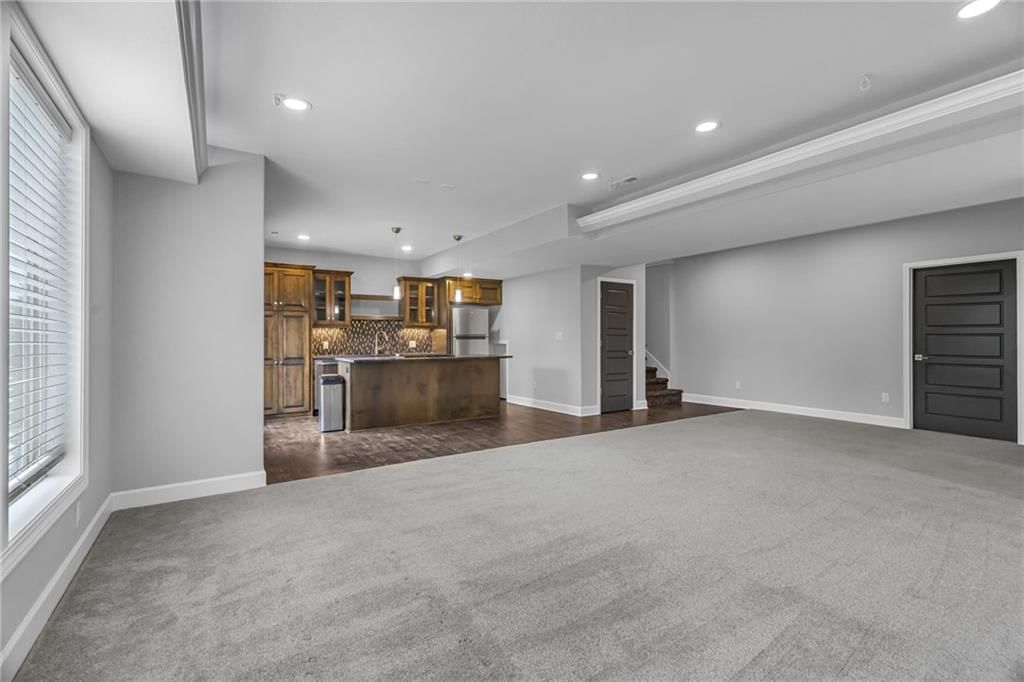16801 Melrose Street — photo 25