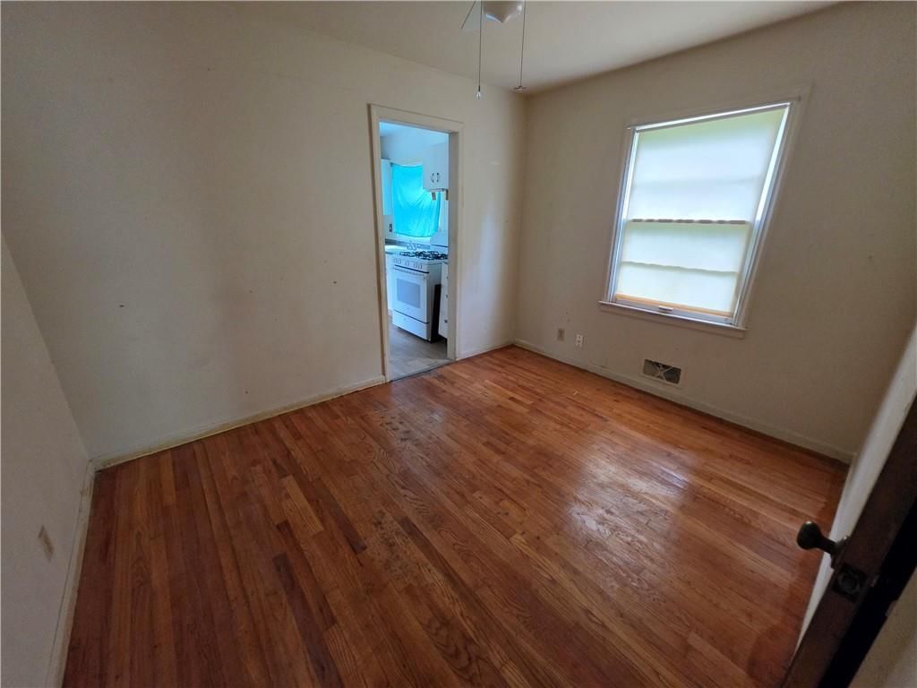 8504 E 87th Street — photo 3