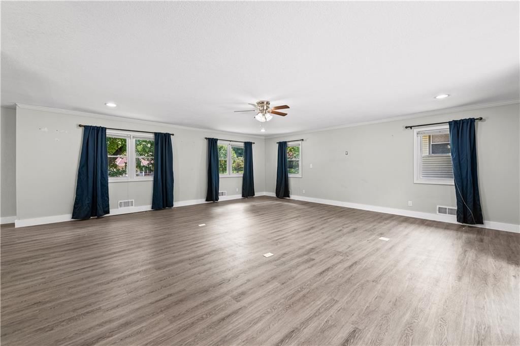 6500 Sterling Avenue — photo 11