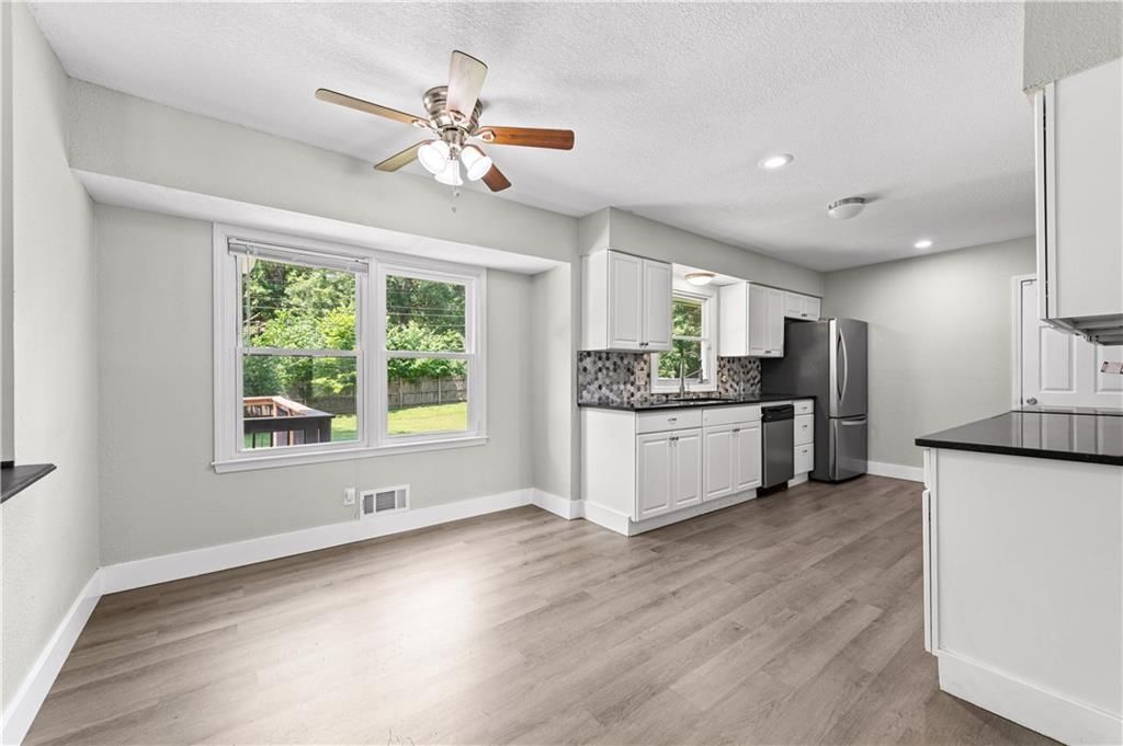 6500 Sterling Avenue — photo 12