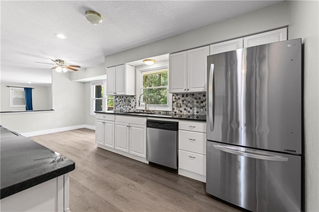 6500 Sterling Avenue — photo 16