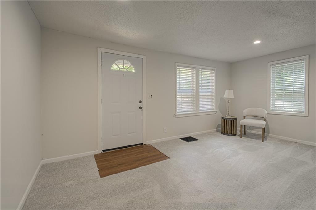 9248 McGee Street — photo 4