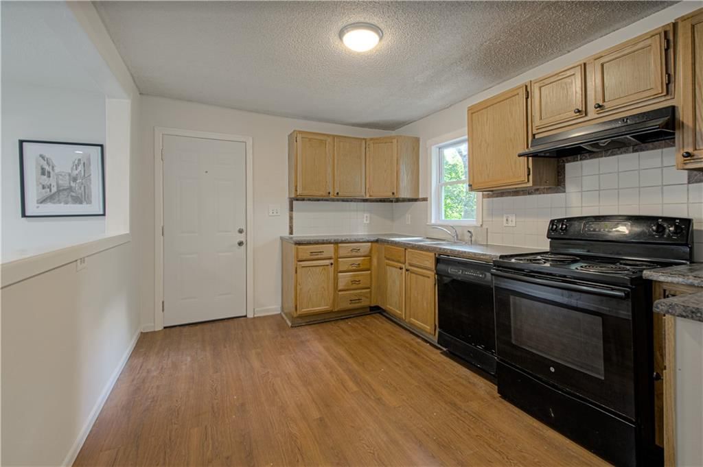 9248 McGee Street — photo 7