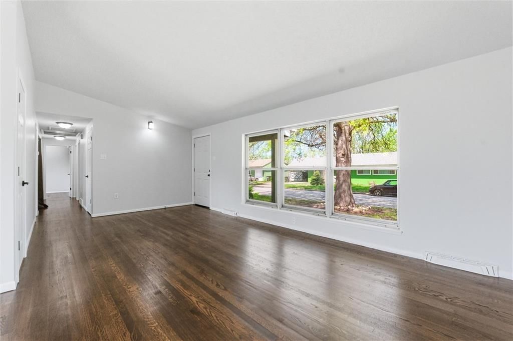 416 Sagebrush Lane — photo 3