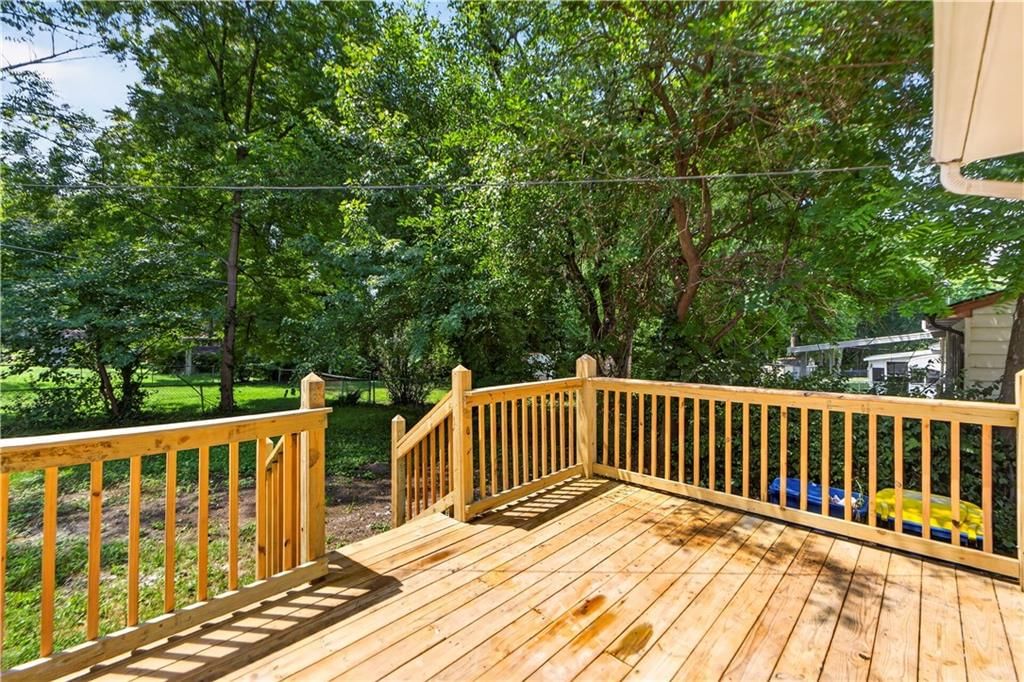 103 Berton Road — photo 9