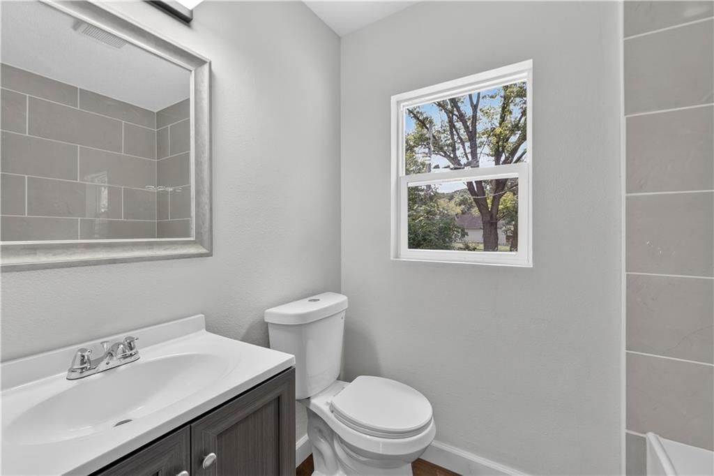 103 Berton Road — photo 38
