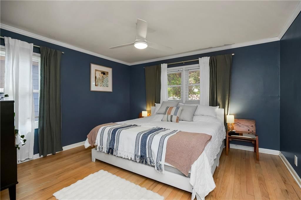 8001 Mercier Street — photo 16