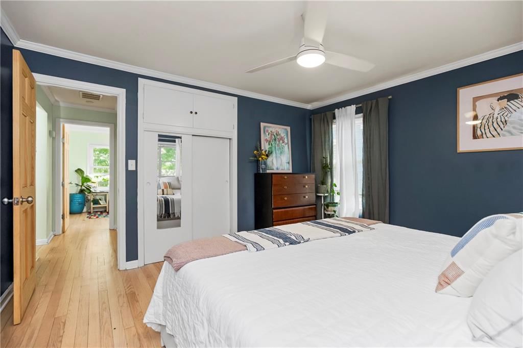 8001 Mercier Street — photo 18