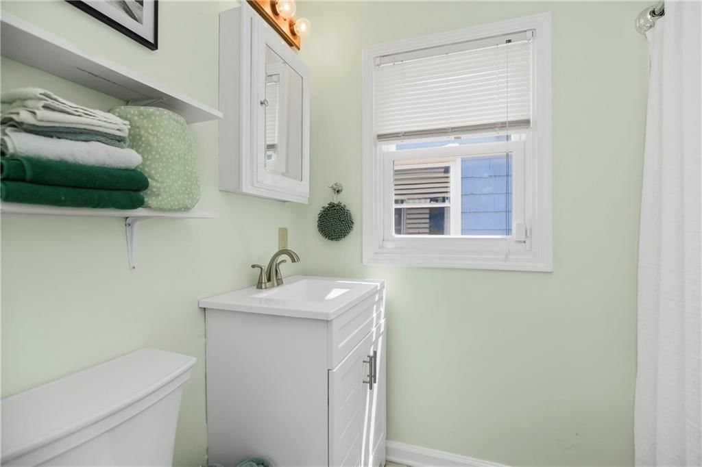 8001 Mercier Street — photo 19