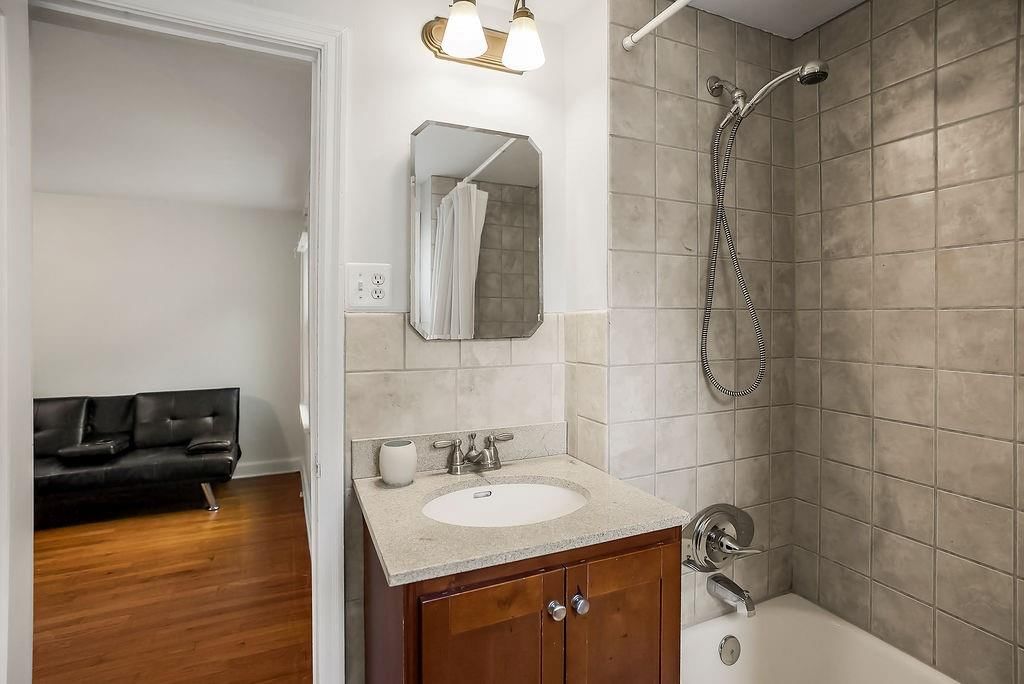 420 E 74th Street — photo 30