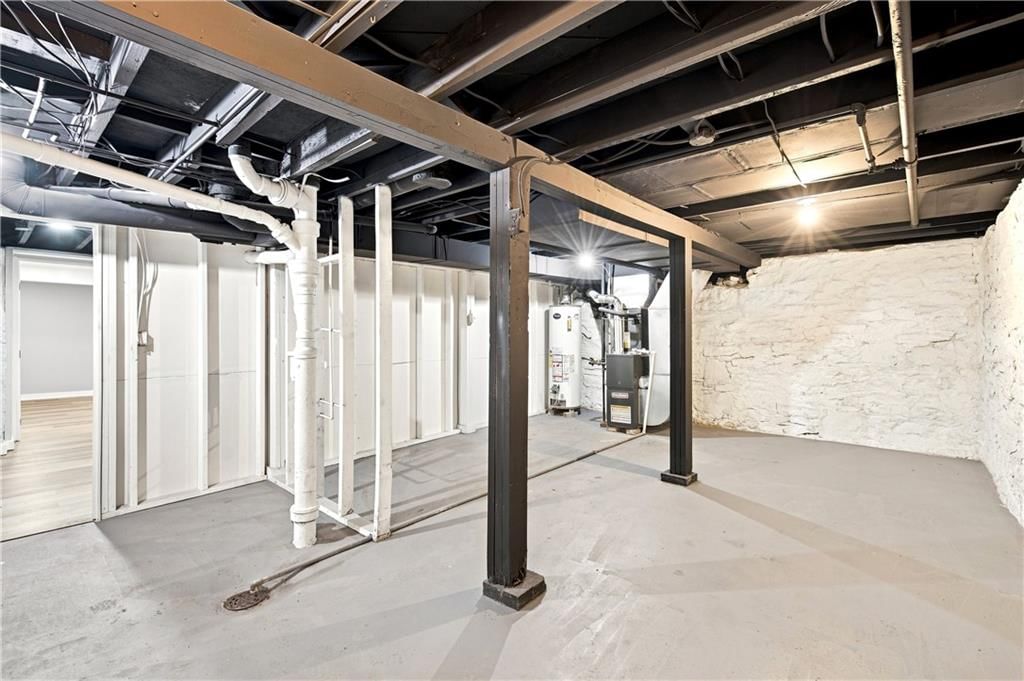 1347 S Hocker Avenue — photo 30