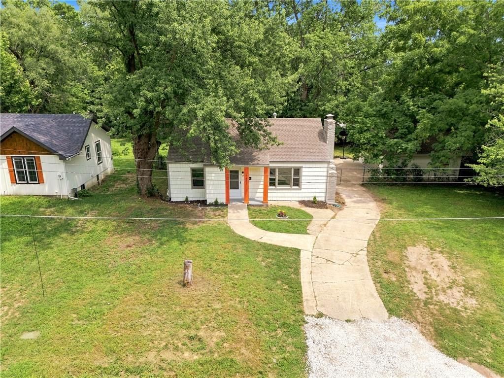 1347 S Hocker Avenue — photo 38