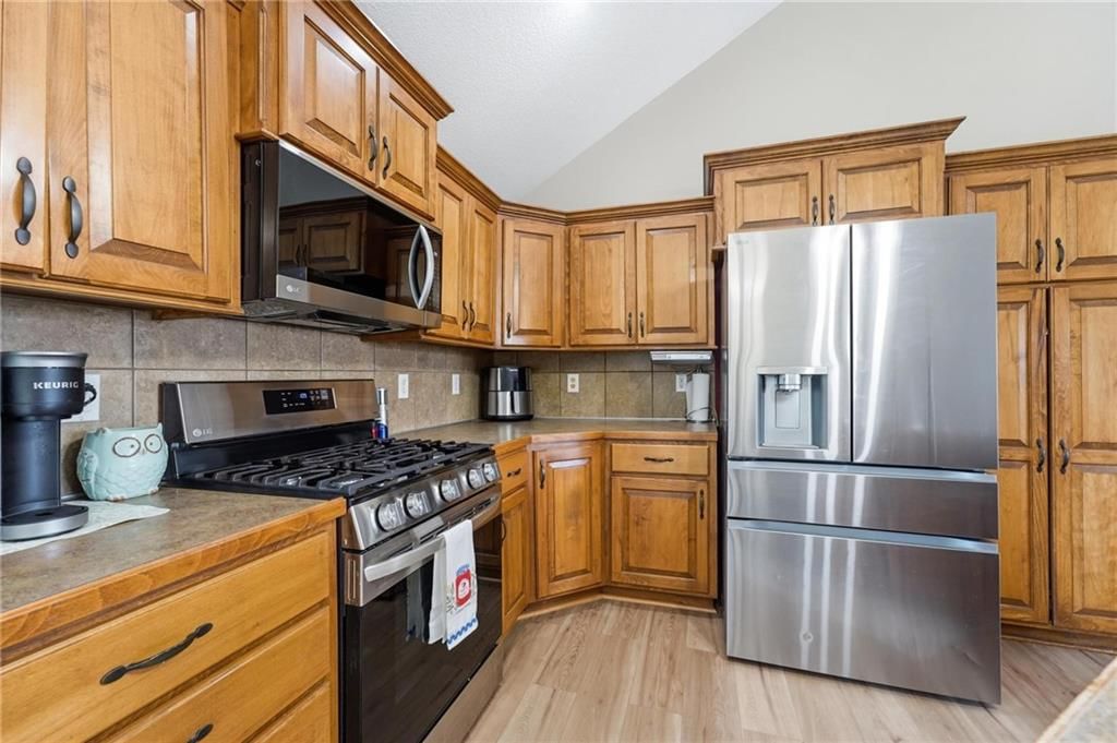 10220 N Lewis Avenue — photo 3
