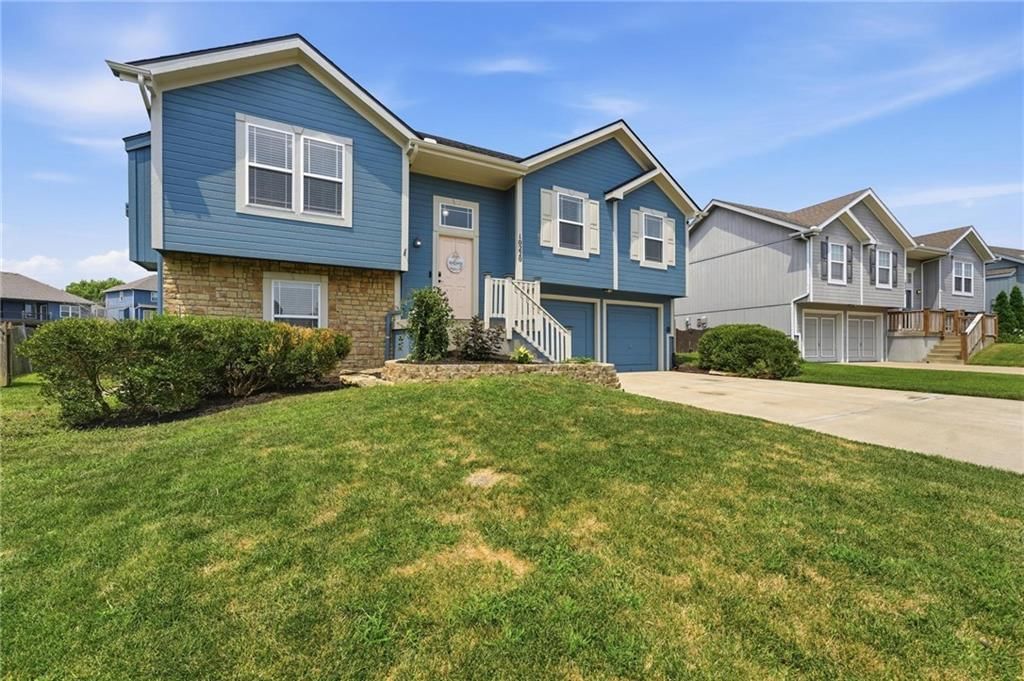 10220 N Lewis Avenue — photo 33