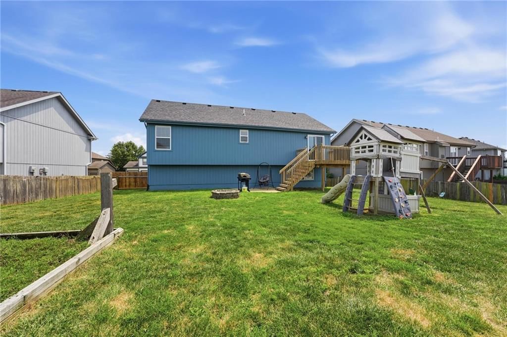 10220 N Lewis Avenue — photo 36