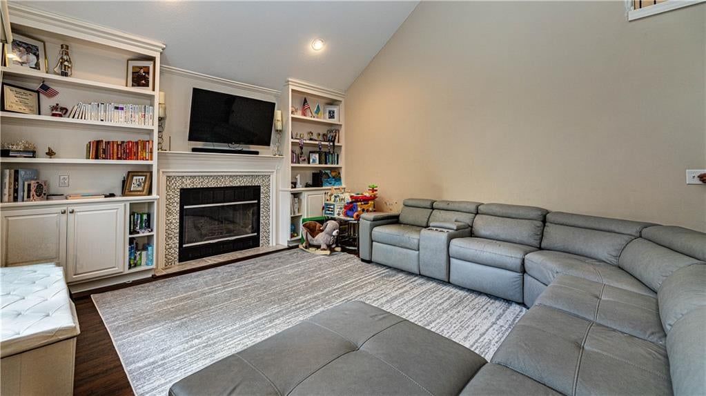 627 NW Timberbrooke Drive — photo 8