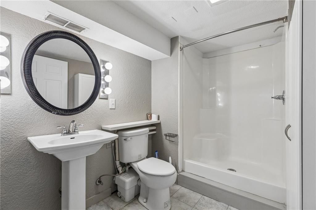 2030 NW 50th Street — photo 19