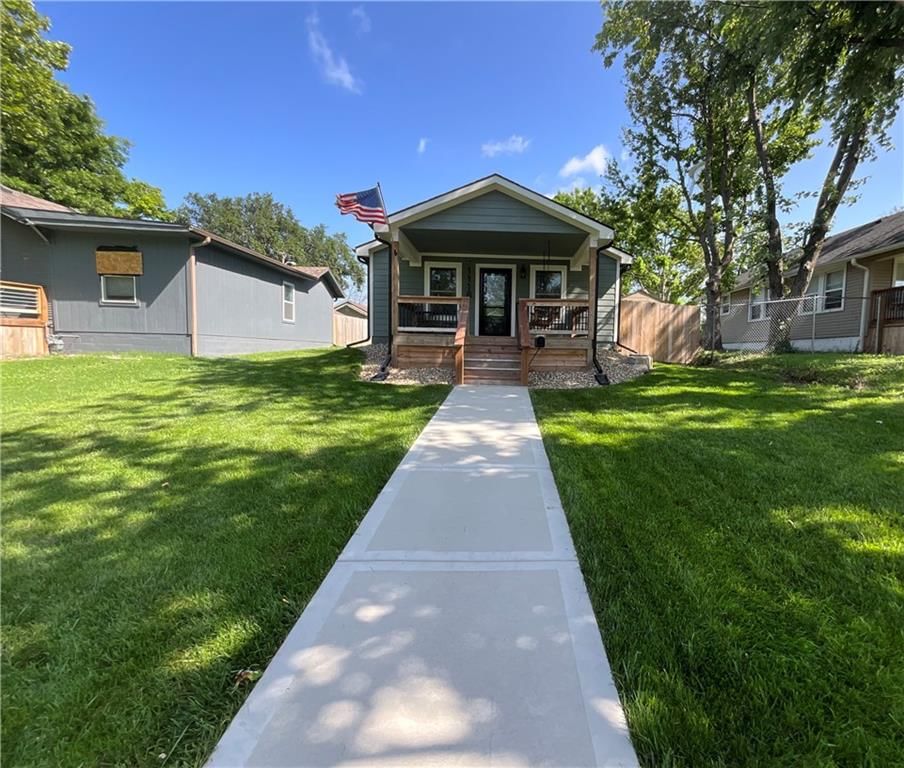 1118 Pacific Avenue — photo 2