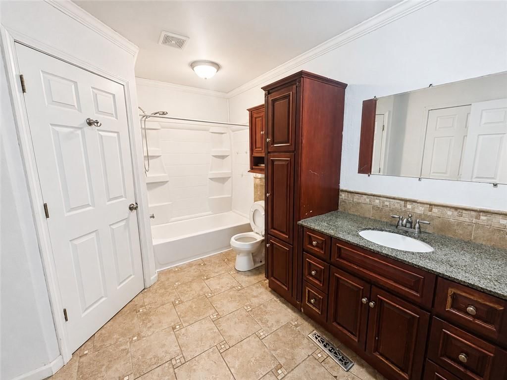 112 Sharon Lane — photo 15