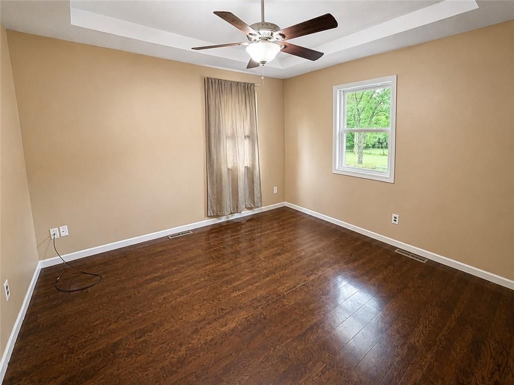 112 Sharon Lane — photo 19