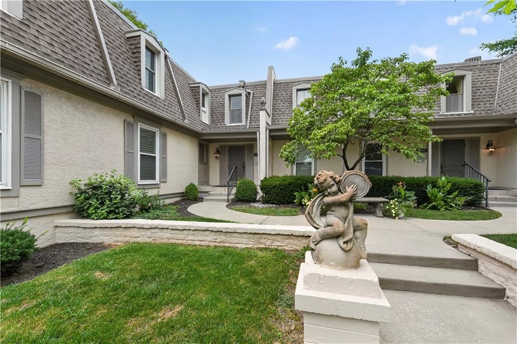 6728 W 109th Street — photo 17