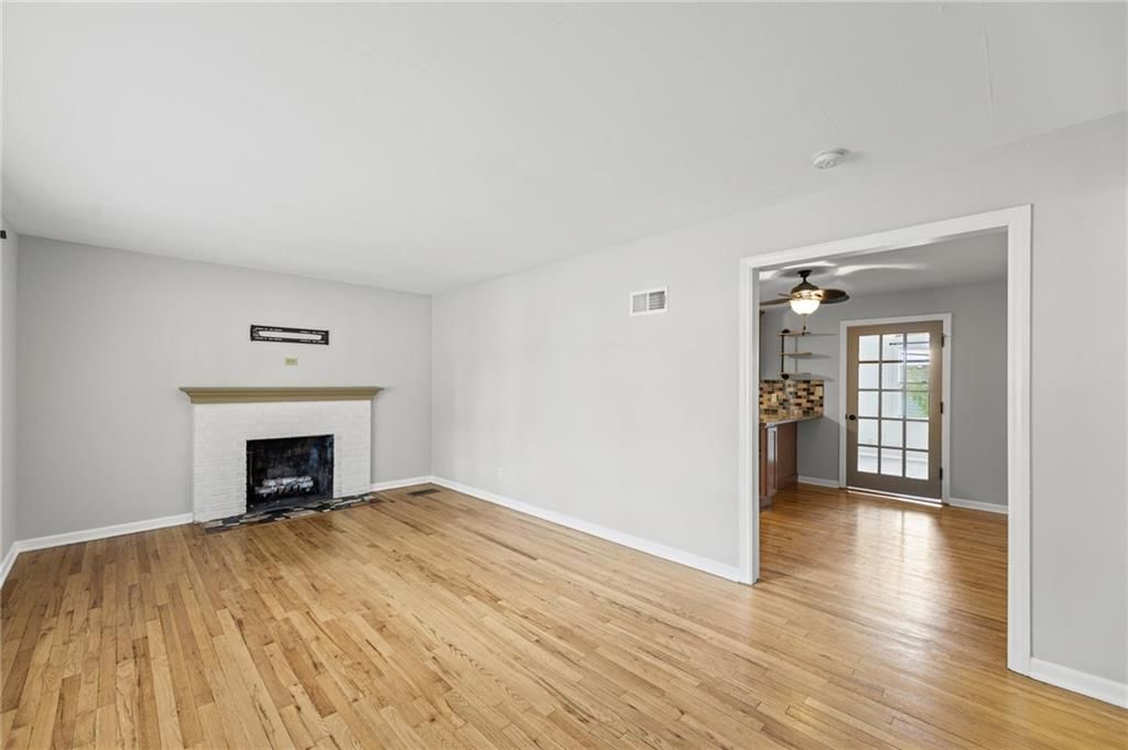 6133 Floyd Street — photo 2