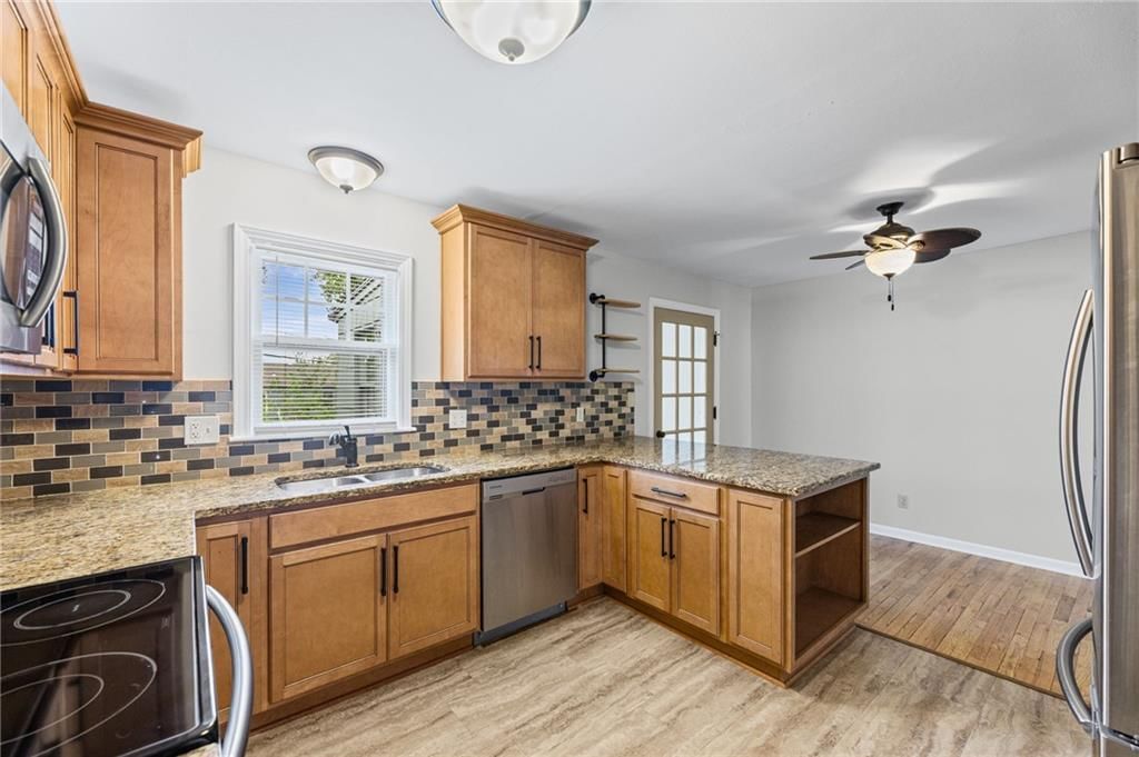 6133 Floyd Street — photo 5