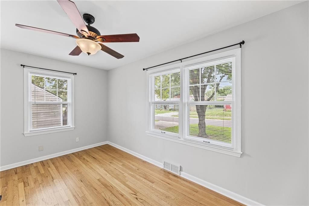 6133 Floyd Street — photo 9