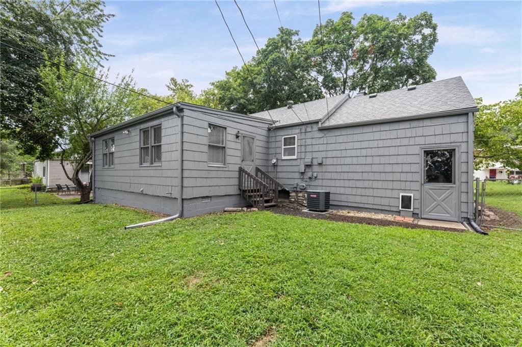 6133 Floyd Street — photo 24